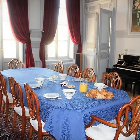 Holiday Allee Du Chateau 1 *