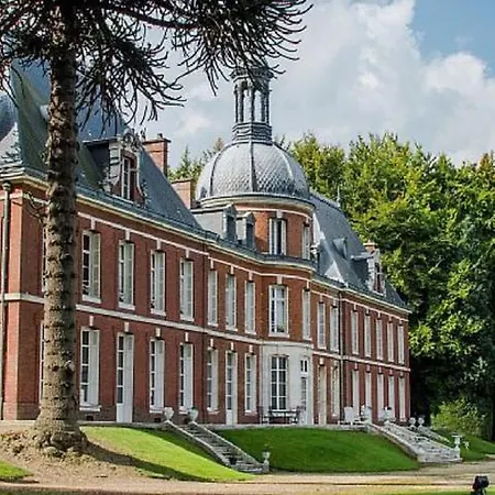 度假居 Holiday Allee Du Chateau 1 *